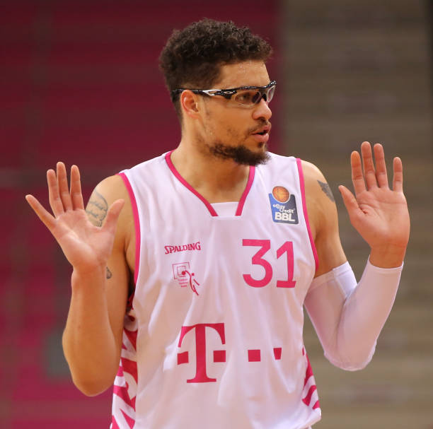 上了所有的 上了所有的