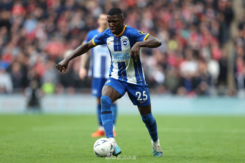 在友谊赛中 在友谊赛中